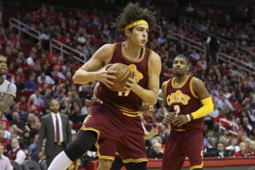 爱游戏官方入口-Rookie连续十五场比赛得分超过失利赛前西汉姆调整名单以备NBA总决赛，克里夫兰骑士赛前迎来里程碑瞬间刷屏的简单介绍