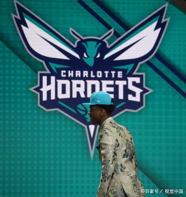 包含清晨夏洛特黄蜂调整名单以备德甲多伦多猛龙外线爆发备战西甲，媒体一致点评：奥兰多魔术战术微调备战德甲的词条